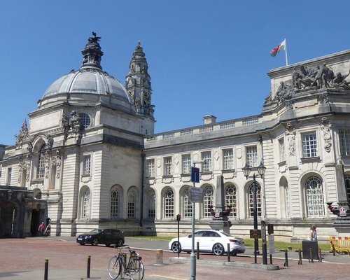 Parking - Cardiff City Hall