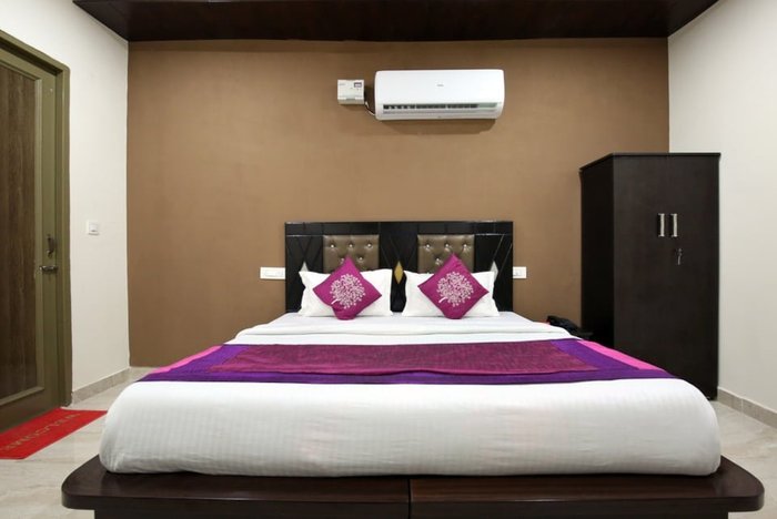 OYO THE PLATINUM - Hotel Reviews (Panchkula, India)