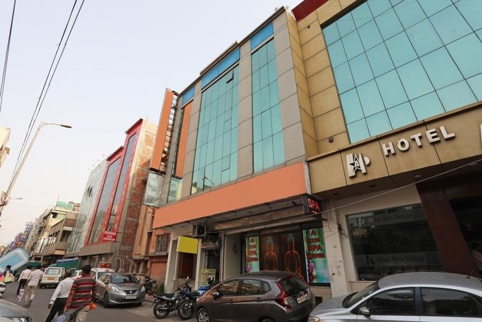 OYO 8505 HOTEL ASHU PALACE - Reviews, Photos