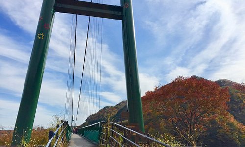 大吊橋と紅葉