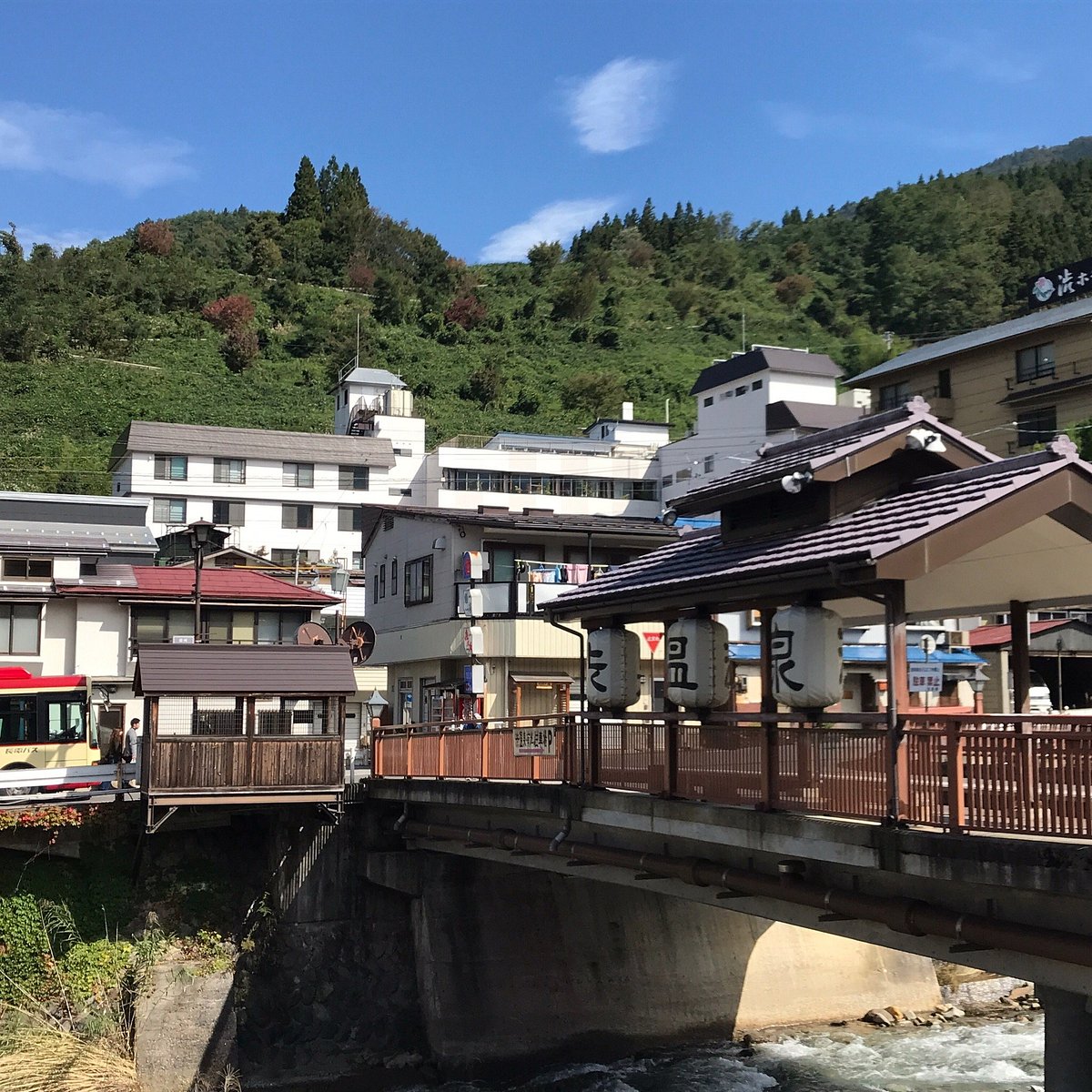 The Bathhouses of Shibu Onsen - Japan Airlines