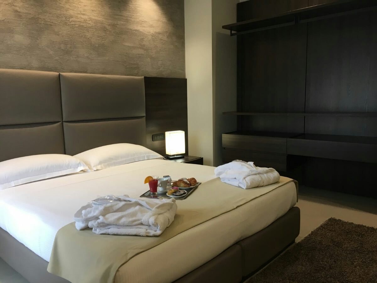 Plus Welcome Milano Rooms: Pictures & Reviews - Tripadvisor