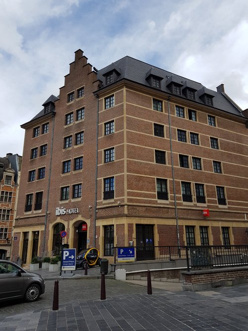 ibis hotel brussels off grand'place parking