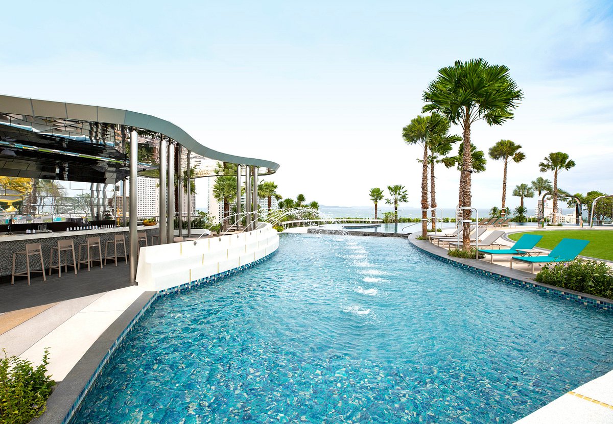 ที่พักพัทยาติดทะเล Grande Centre Point Pattaya