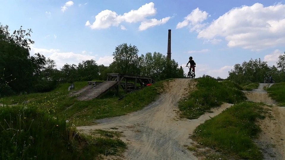 Wütend Streben Vor Kurzem Bmx Parcours Oost Vlaanderen Diktatur Maus ...