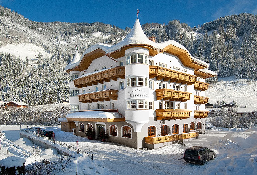 HOTEL BERGZEIT - Updated 2022 Prices, Reviews (Grossarl, Austria)