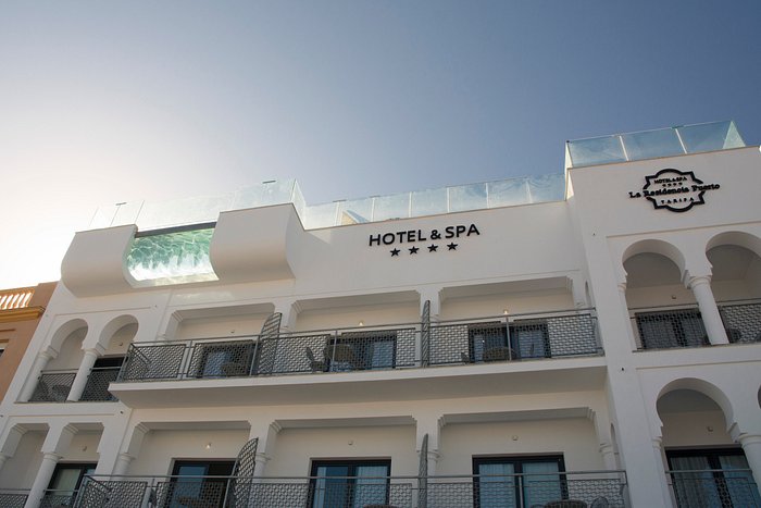 HOTEL TARIFA LANCES $118 ($̶1̶4̶4̶) - Updated 2023 Prices & Reviews - Spain