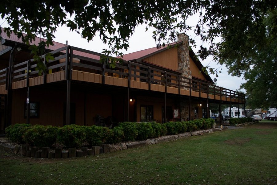 MOUNTAIN LAKES RV RESORT Campground Reviews & Photos (Langston, AL