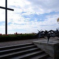 Kriegsgräber und Gedenkstätte
