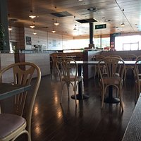 Espace restauration Cafétéria Cora Garges-lès-Gonesse avant ouverture