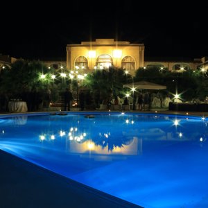 Piazzale Degli Svevi con piscina