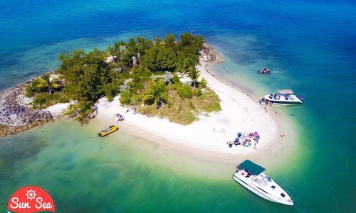 Luijo Island
