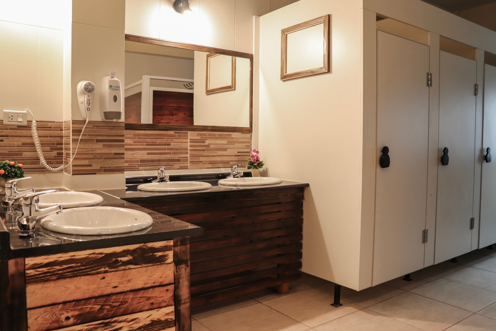 Oshovia Hostel by null