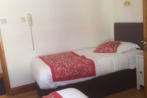 Room & Suite