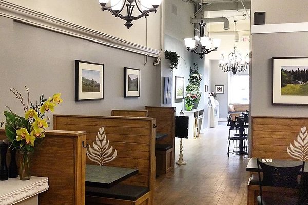 Cute coffee stand elegant cafe booth with top ceiling to Saskatoon