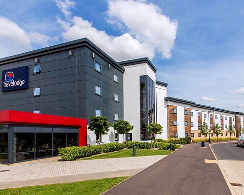 premier travel inn cambridge