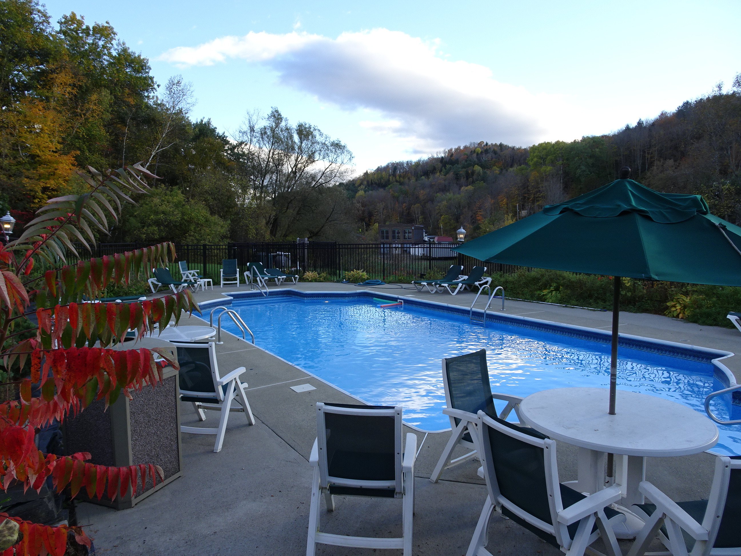 Fairbanks Inn - Pool: Fotos Und Bewertungen - Tripadvisor