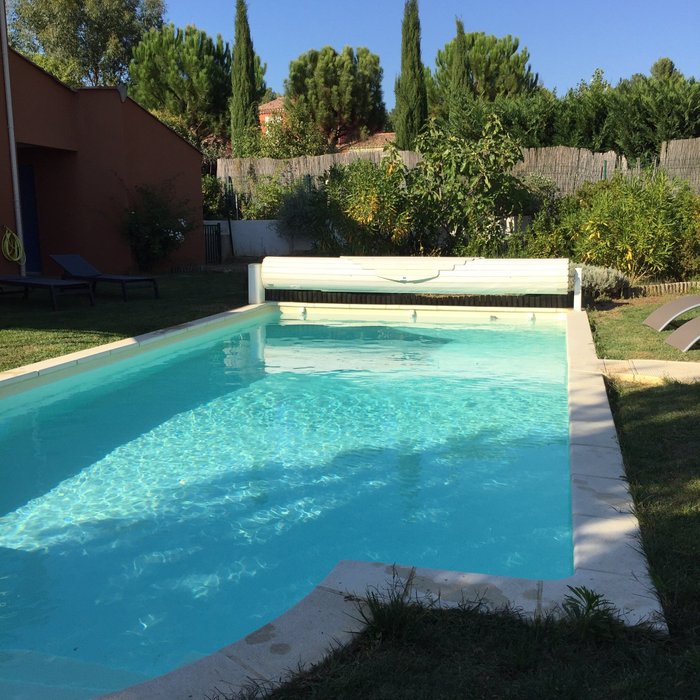 LAGRANGE VACANCES - LE CLOS SAVORNIN EN LUBERON - Prices & Cottage ...