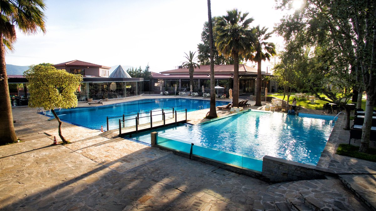 stratos hotel astakos greece