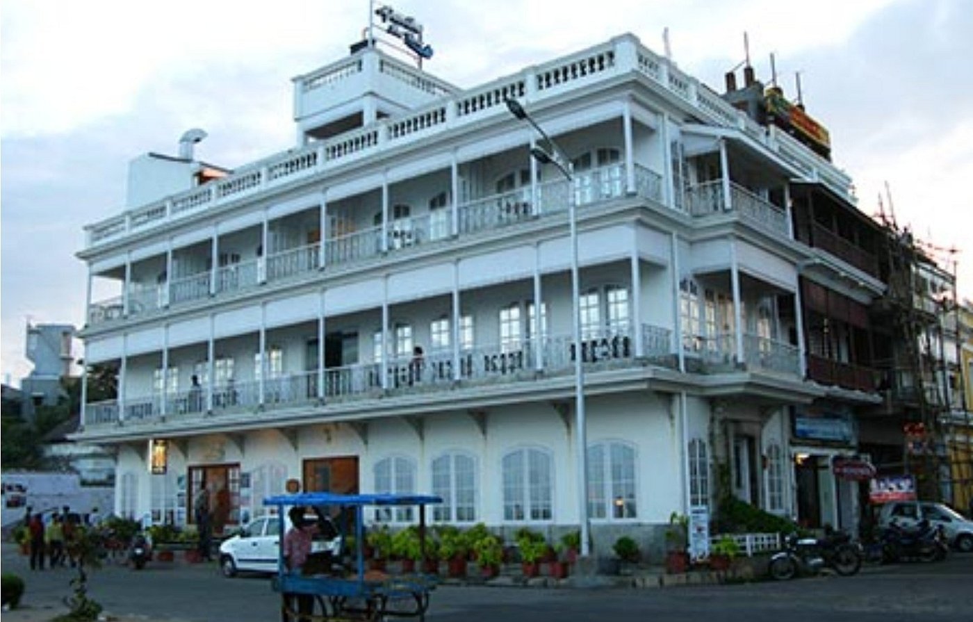 catamaran hotel pondicherry