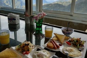 餐飲