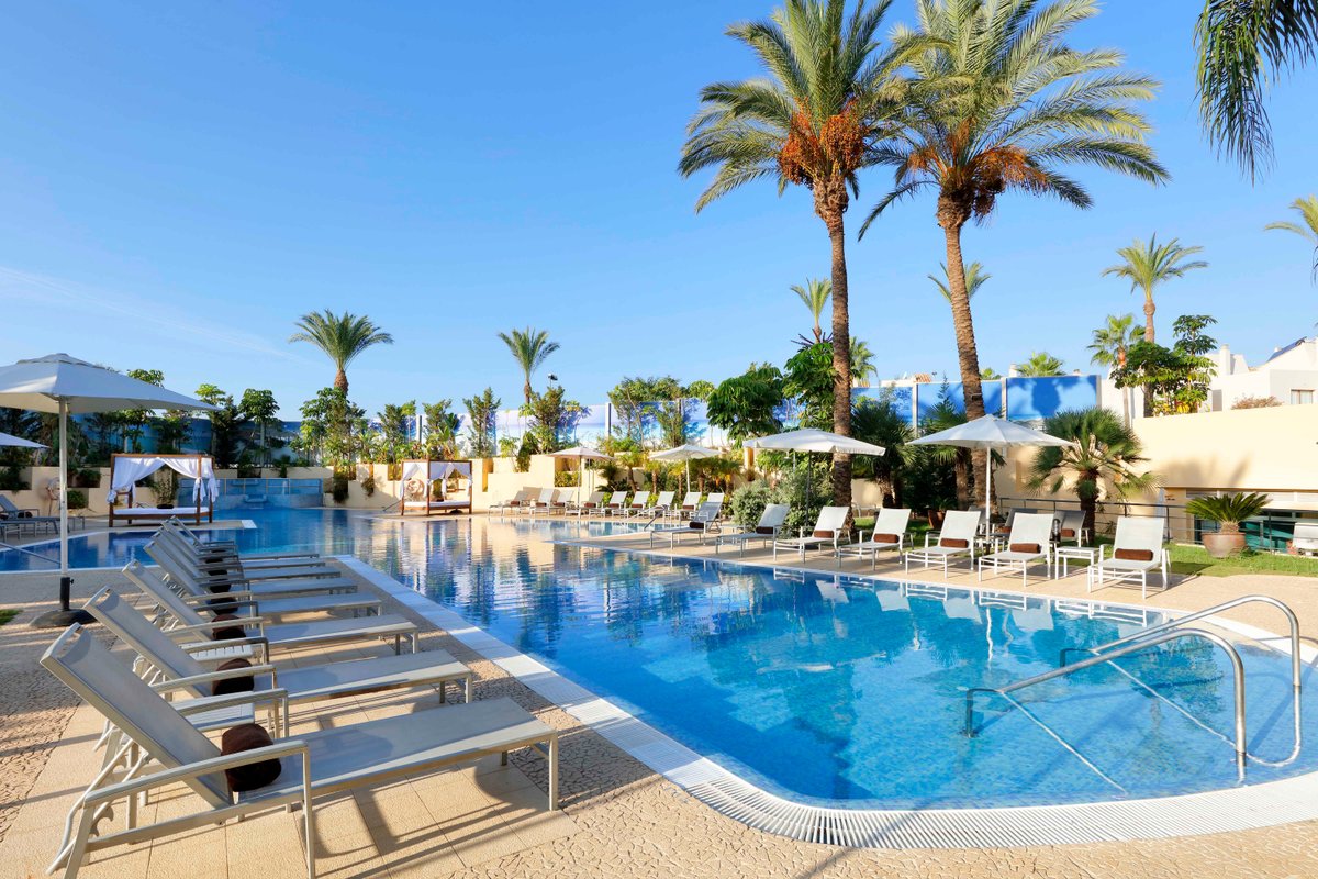 Exe Estepona Thalasso & Spa - Adults only Pool Pictures & Reviews ...