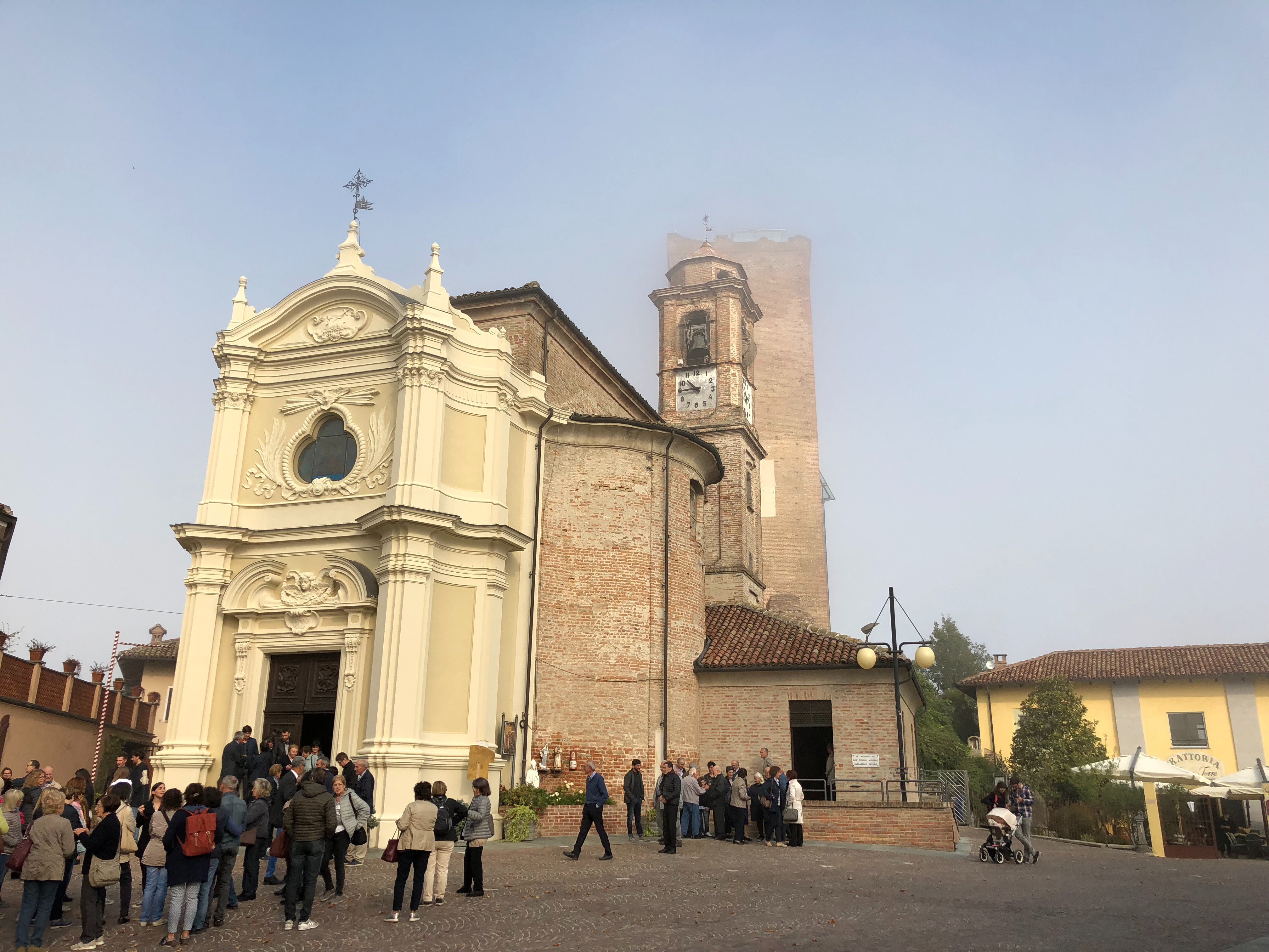 Parrocchia Di San Giovanni Battista (Barbaresco) - 2022 Alles Wat U ...