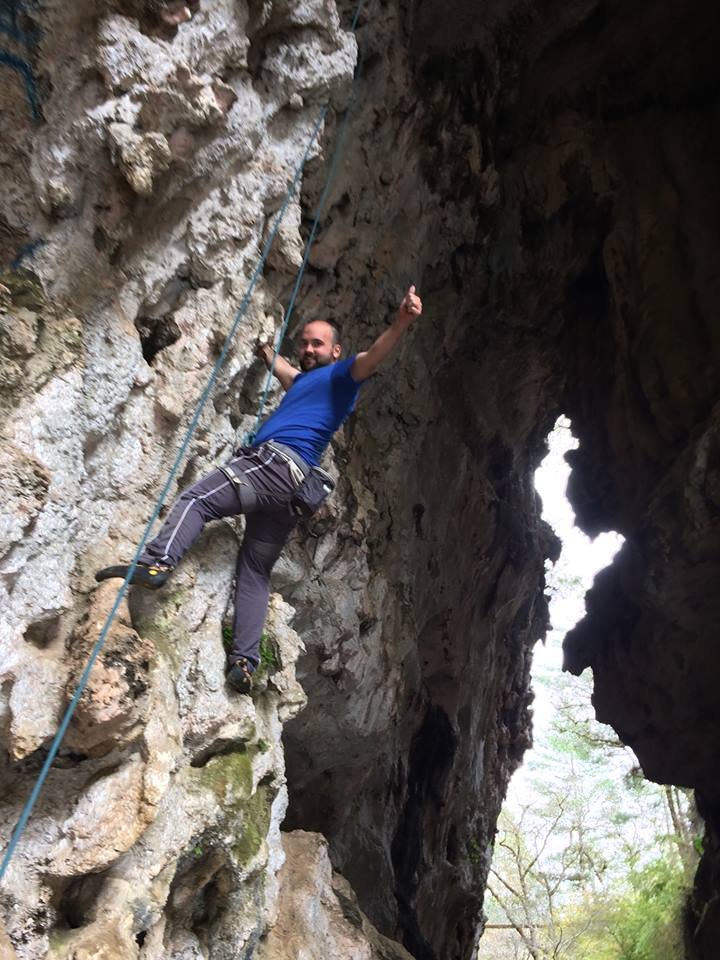 Extreme Bronco Rock top Climber