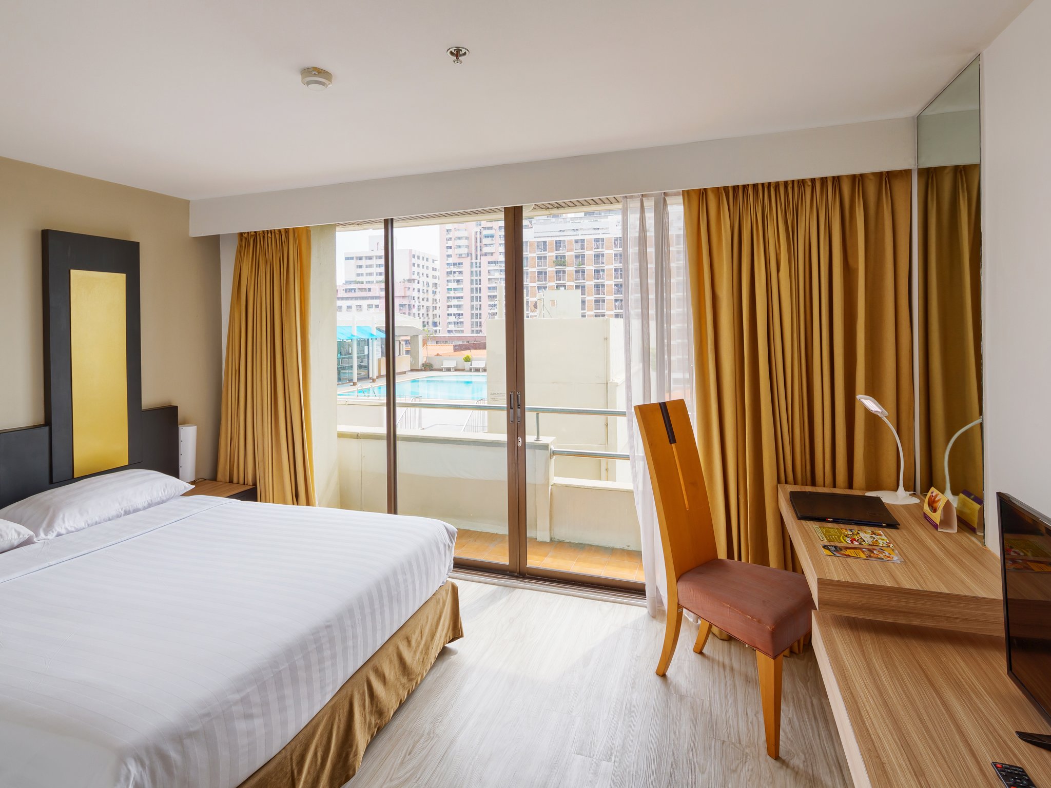 GOLD ORCHID BANGKOK HOTEL - Updated 2024 Reviews, Photos & Prices