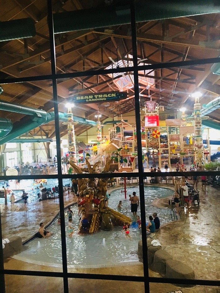 GREAT WOLF LODGE - SANDUSKY, OH - Ulasan & Perbandingan Harga Resor