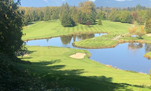 Tee box on 5th hole, spectacular view!