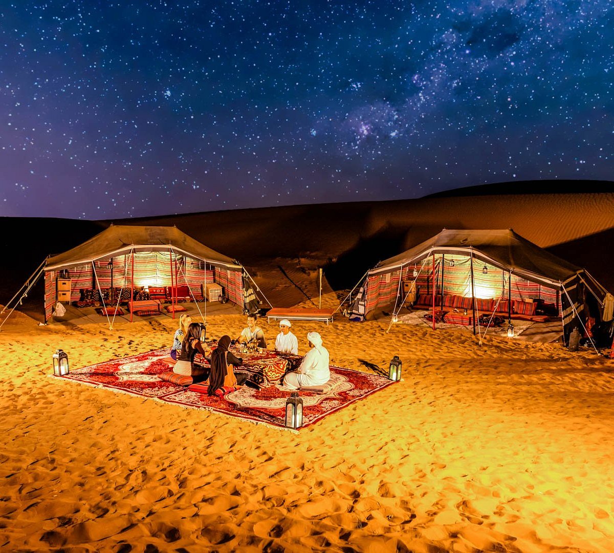 Dubai camp. Desert Safari Dubai Camping. Кемп Дубай. Пустыня Дубай палатки. Overnight Desert Safari.
