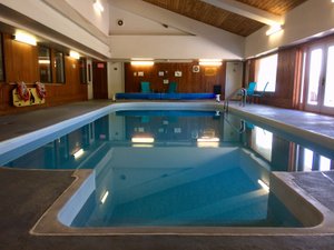 The Ashwood Inn in Bayfield, image may contain: Pool, Water, Swimming Pool, Hot Tub