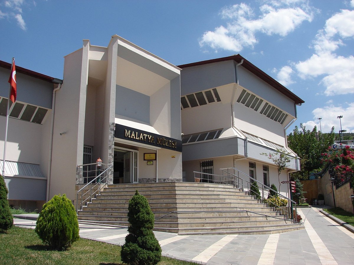 kendi karakterini yap şevval sam kiminle evli
