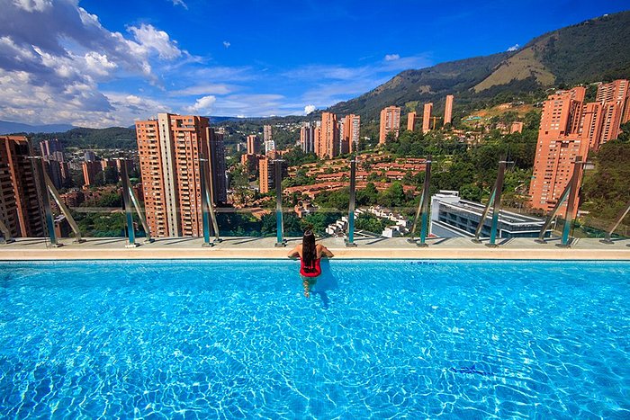 Hotel Novotel Medellin El Tesoro Pool Pictures & Reviews - Tripadvisor