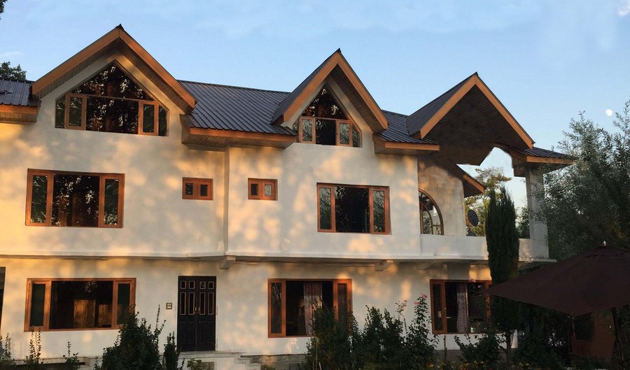 Nigeen Lake View Resort Prices Hotel Reviews Srinagar Kashmir Tripadvisor
