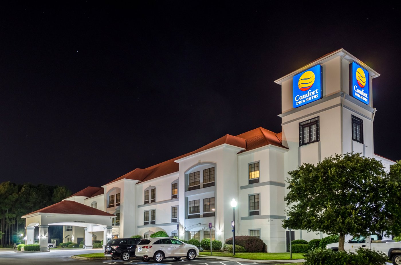 COMFORT INN & SUITES SAVANNAH AIRPORT 127 (̶1̶4̶3̶) Updated 2024