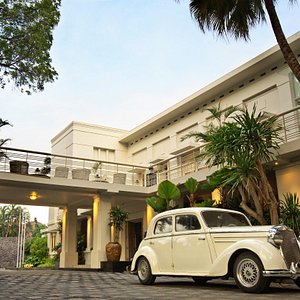 The Shalimar Boutique Hotel Malang - The Perfect Nostalgic Gateway
