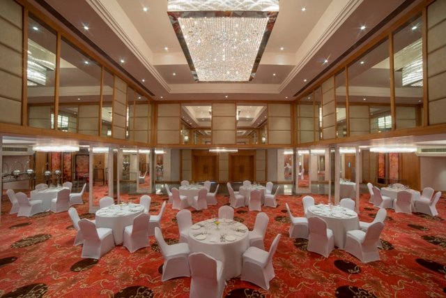 Hotel photo 45 of Hotel Singhania Sarovar Portico.