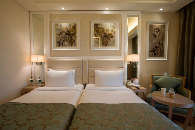 Hotel photo 18 of Hotel Singhania Sarovar Portico.