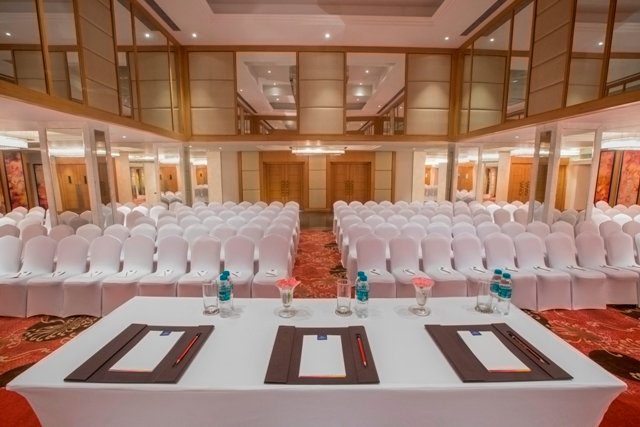 Hotel photo 37 of Hotel Singhania Sarovar Portico.