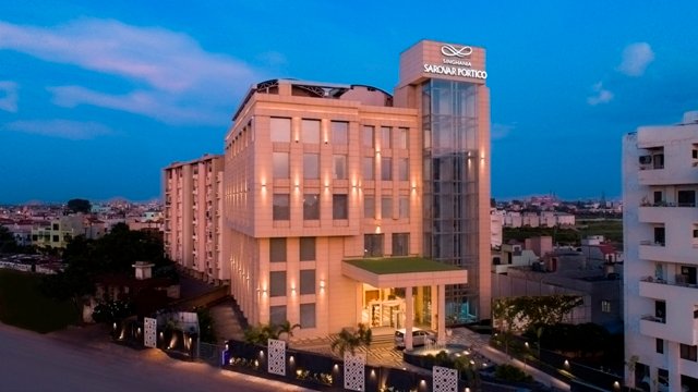 Hotel photo 4 of Hotel Singhania Sarovar Portico.