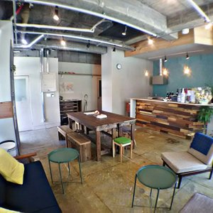 1階はゲストさんも宿泊客以外も利用出来るラウンジとなっています。