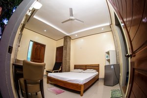 Room & Suite