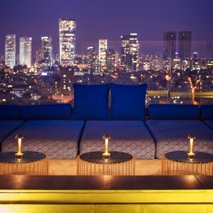 HAIKU SKYBAR