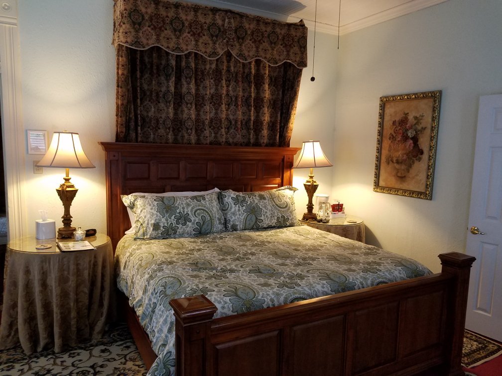 THE QUEEN ANNE BED & BREAKFAST (AU$193): 2022 Prices & Reviews ...