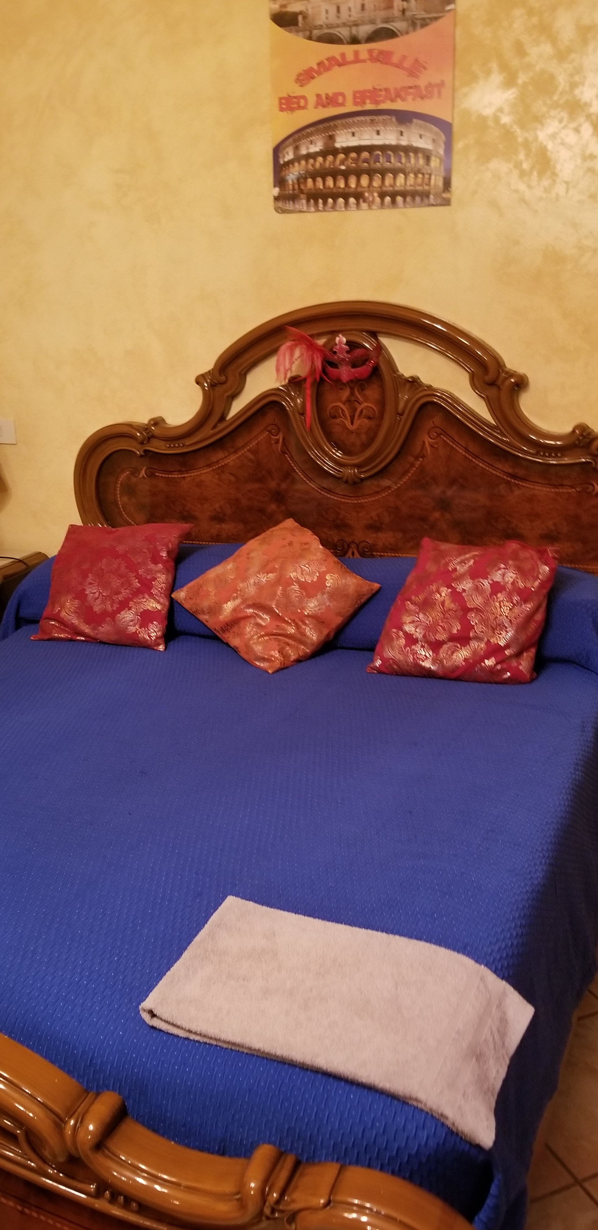 B&B SMALLVILLE - Prices & Reviews (Rome/Fiumicino)