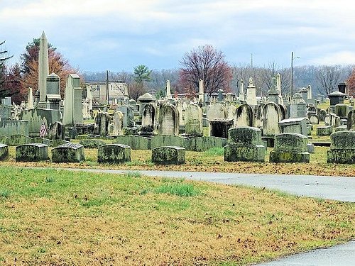 OLD STRASBURG CEMETERY