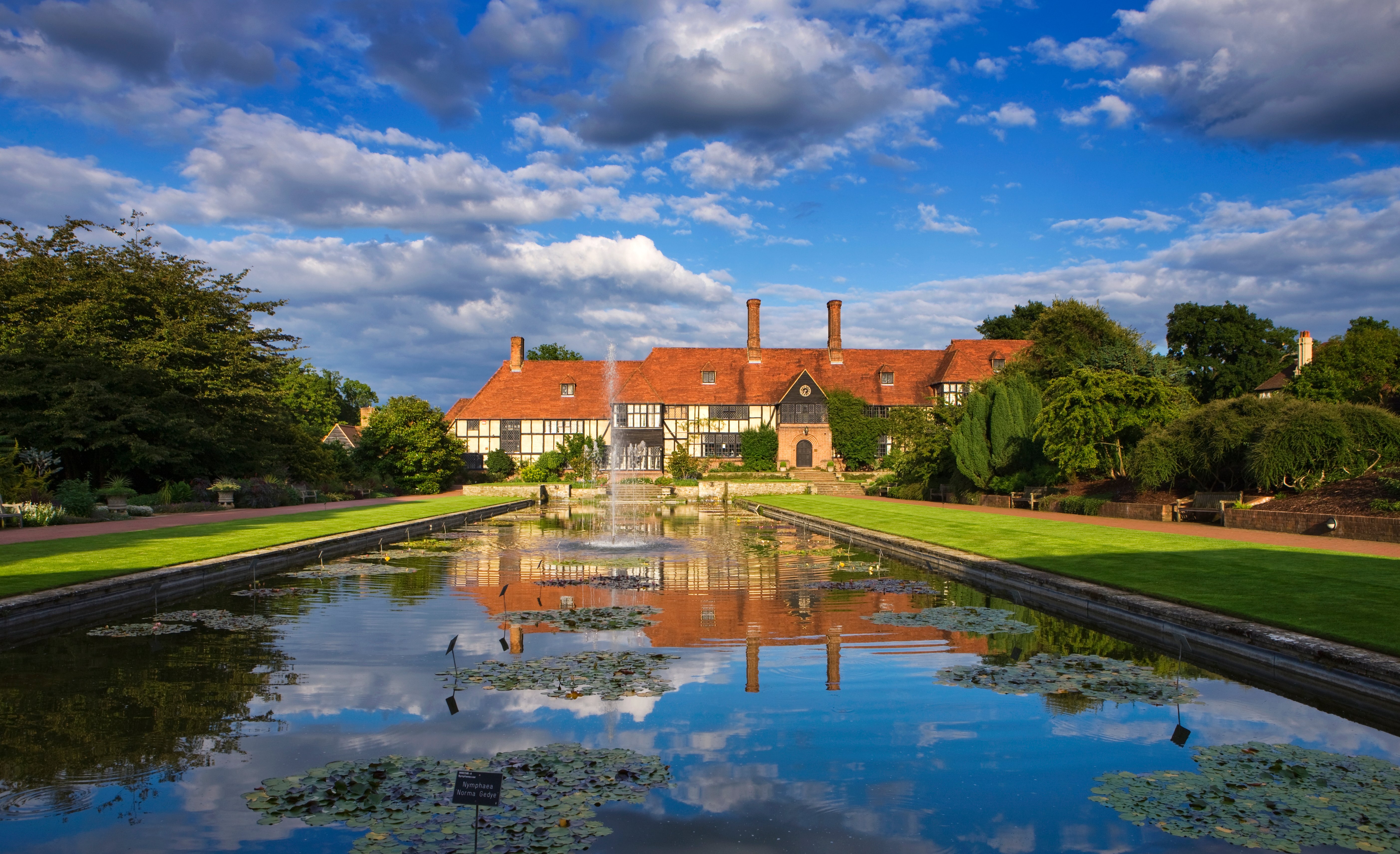 Wisley garden store centre