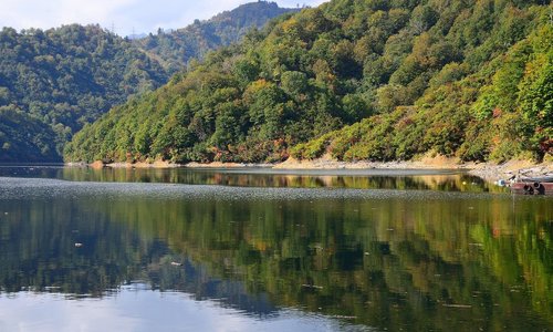 Okutadami Lake